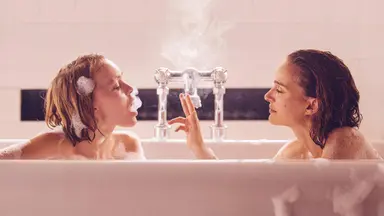 '플래니테리엄' 무결점 여신 나탈리 포트만 클립 영상 공개